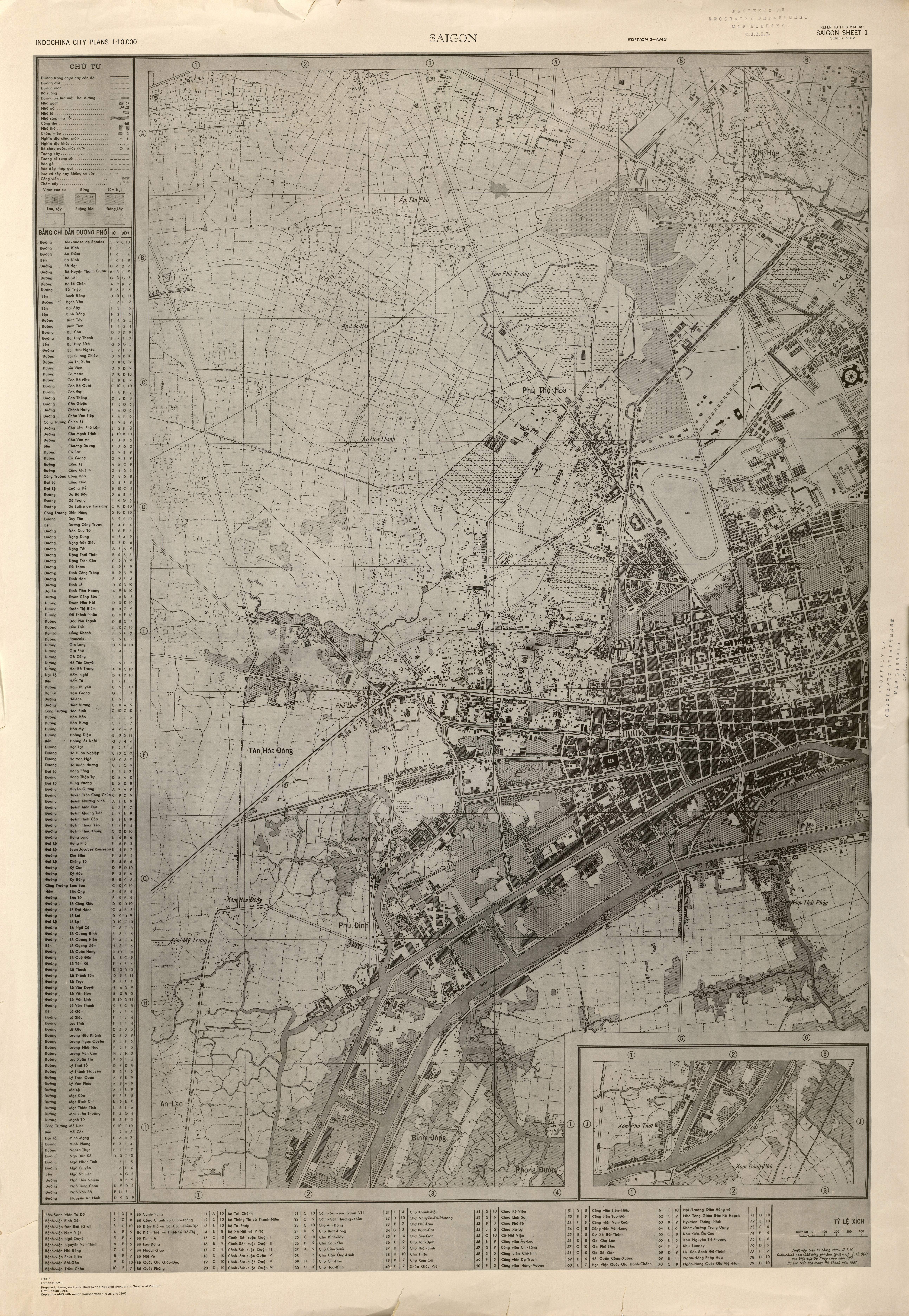 http://www.lib.utexas.edu/maps/world_cities/txu-pclmaps-saigon_sheet1-1961.jpg