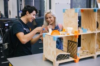 Two students at the UT Libraries Foundry